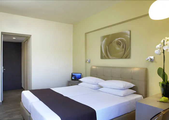 Mouikis Kefalonia Argostoli (Kefalonia)