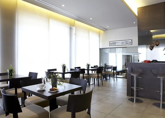 Hotel Mouikis Kefalonia 3*