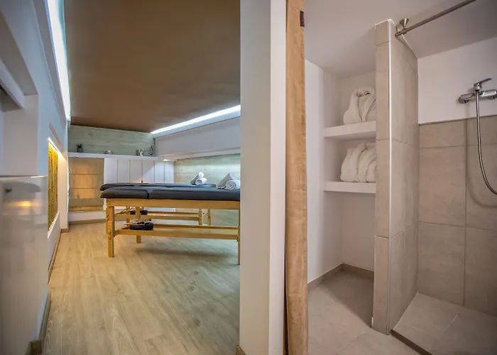 Hotel Mouikis Kefalonia 3*