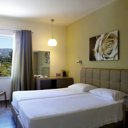 Hotel Mouikis Kefalonia