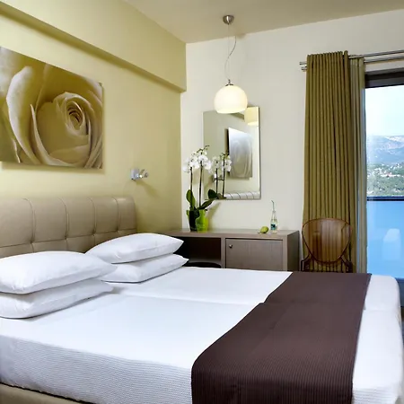 Mouikis Kefalonia Hotell