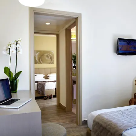 Mouikis Kefalonia Hotell 3*