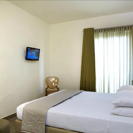 Hotell Mouikis Kefalonia 3*