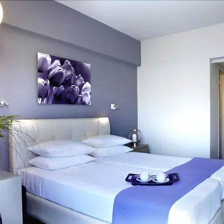 Hotell Mouikis Kefalonia 3*
