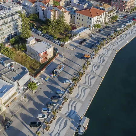 Mouikis Kefalonia Otel 3*