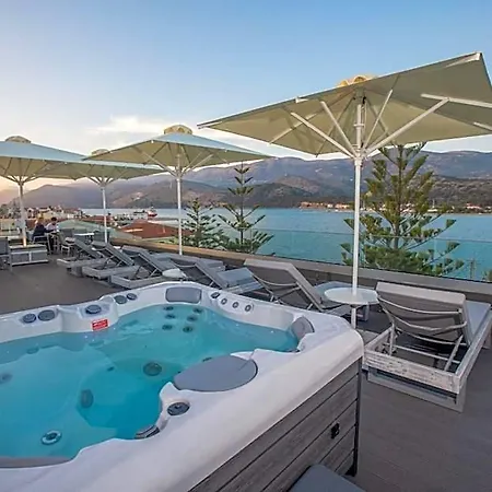 Mouikis Kefalonia Hotell 3*