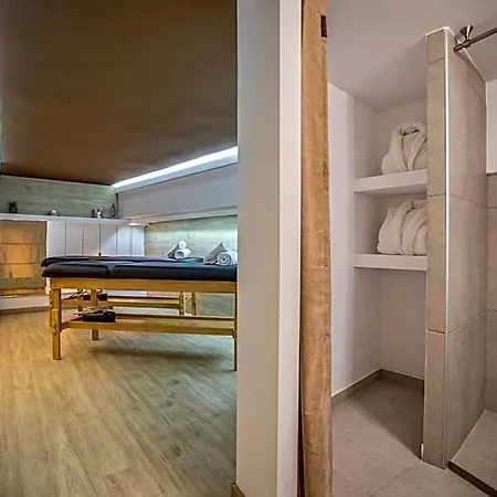 Mouikis Kefalonia Hotell