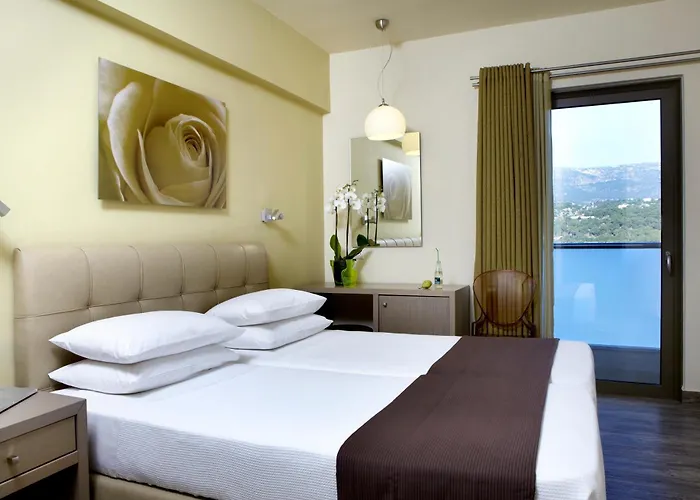 Mouikis Kefalonia Hotel