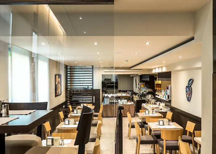 Hotel Mouikis Kefalonia 3*