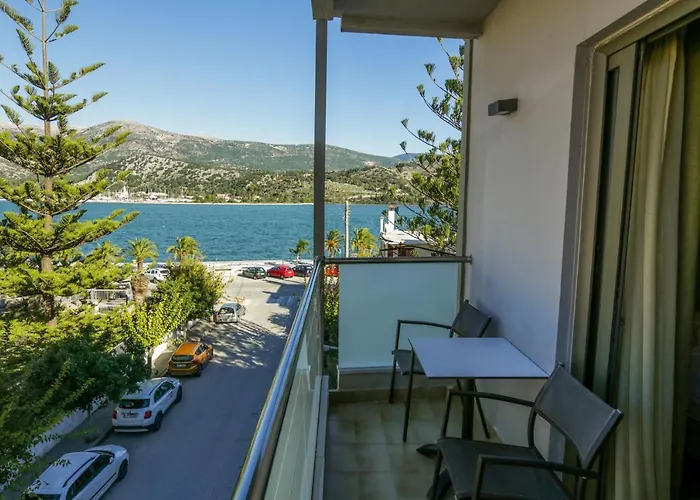 Hotel Mouikis Kefalonia 3*