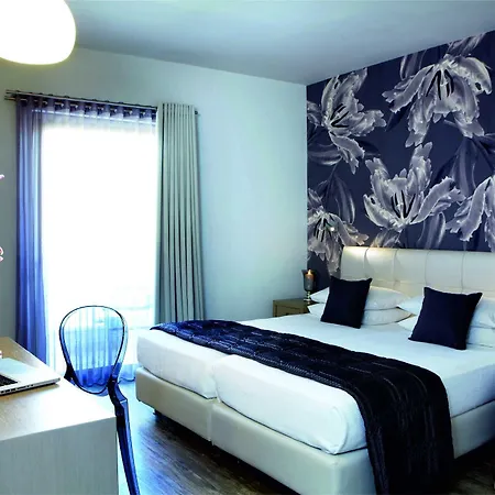 Hotel Mouikis Kefalonia