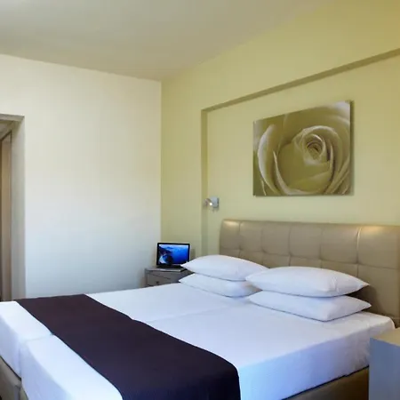 Hotel Mouikis Kefalonia