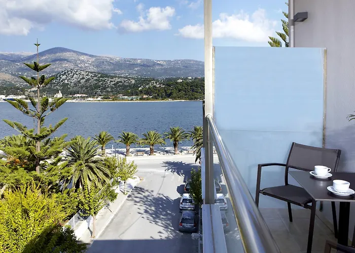 Mouikis Kefalonia Отель Аргостолион