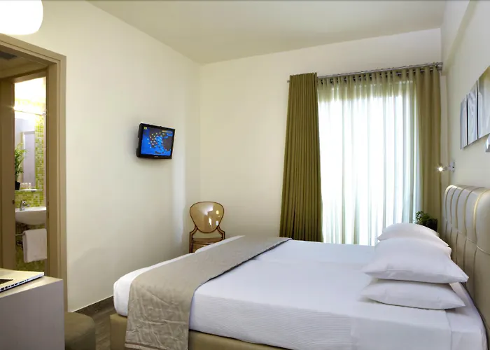 Отель Mouikis Kefalonia 3*